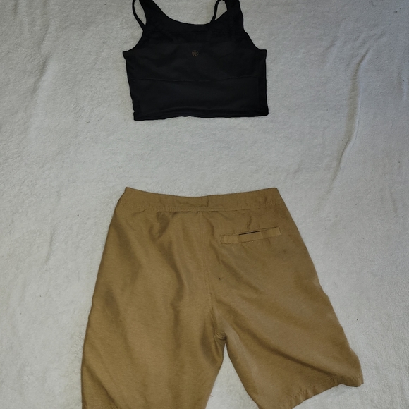 Two piece set - Picture 2 of 2